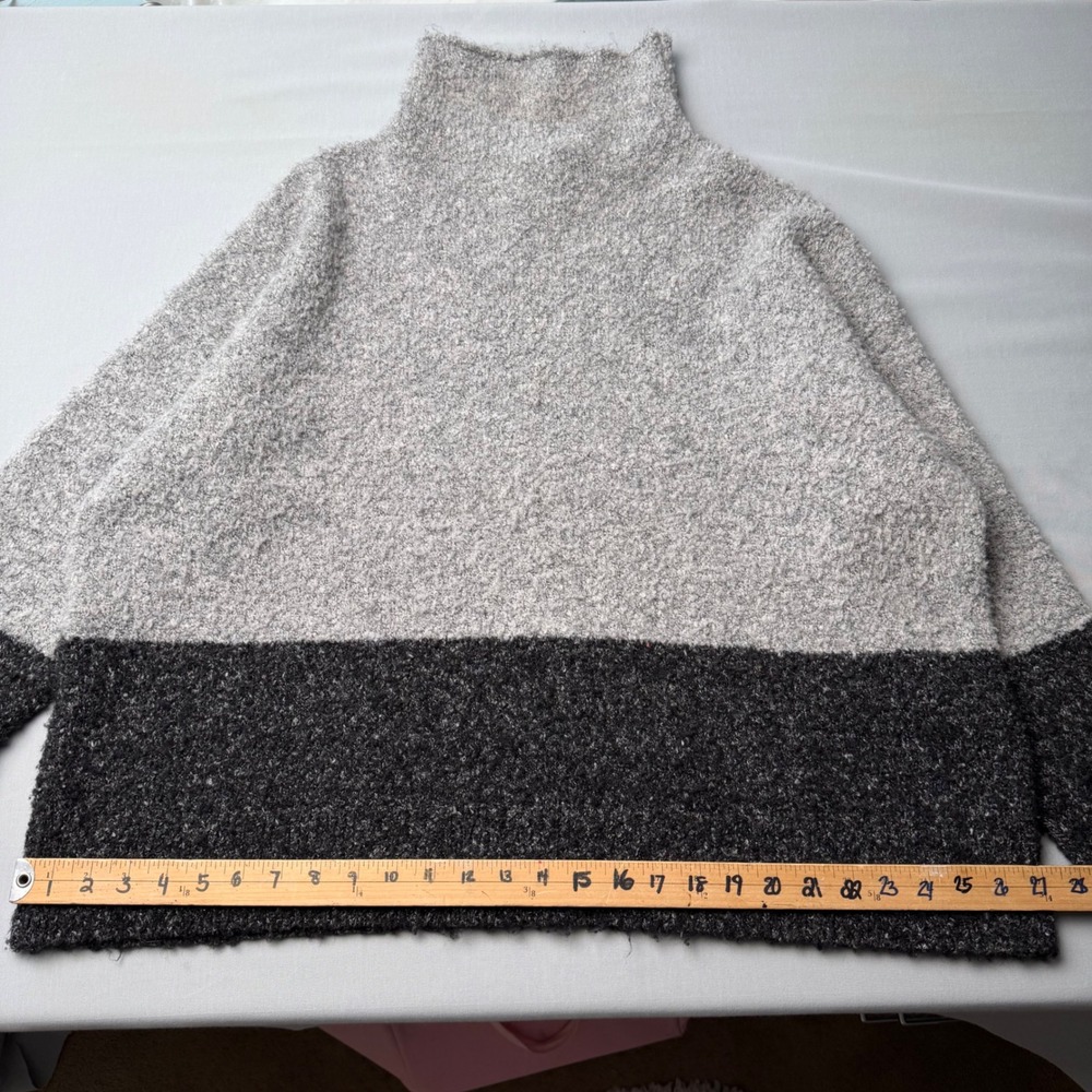 Karen Kane Grey Colorblock Boucle Knit Mock Neck Oversized Sweater Normcore Cozy - Picture 9 of 15